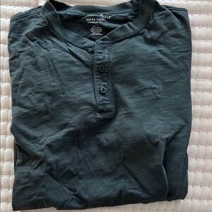 Men's Black Henley Shirt M